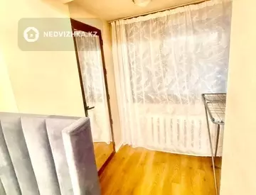 3-комнатная квартира, этаж 2 из 9, 70 м², Посуточно