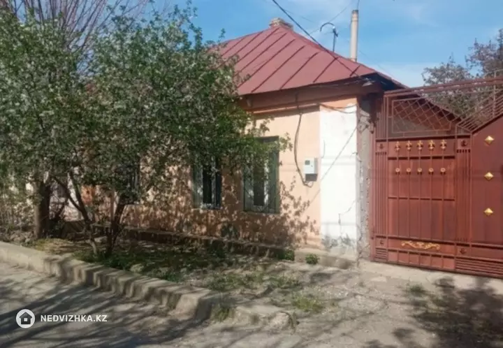 4-комнатный дом, 8 соток, 4 м², фотография 3