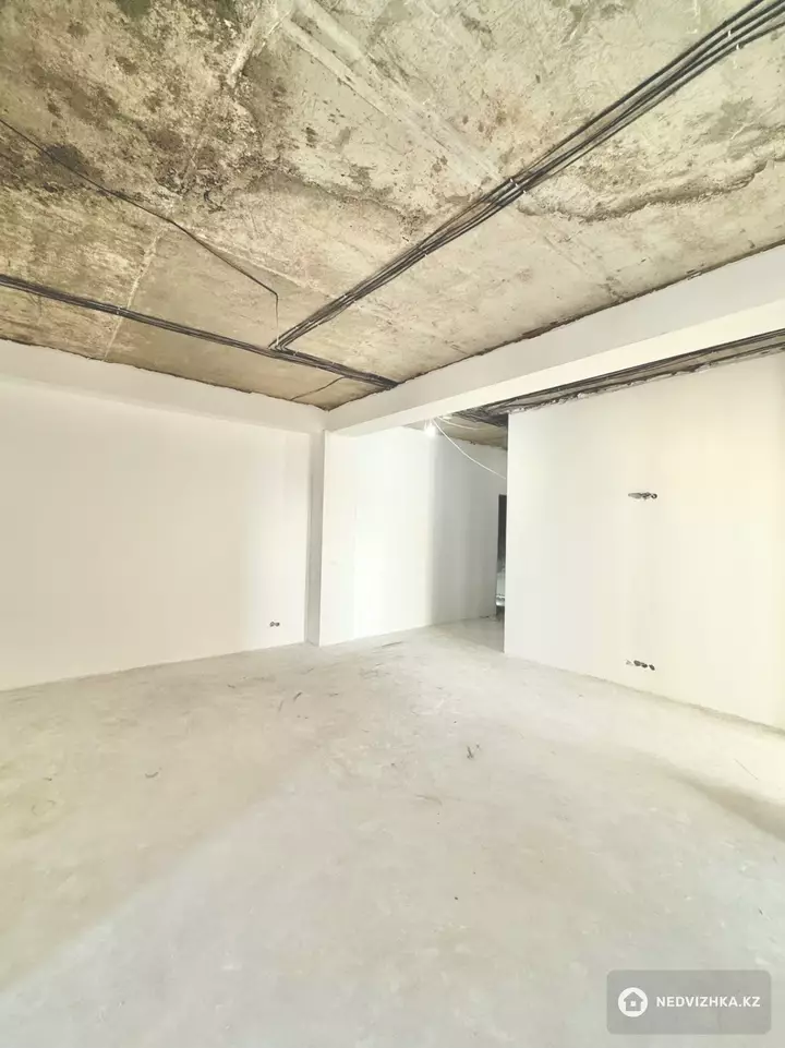 4-комнатная квартира, этаж 10 из 12, 112 м², фотография 5