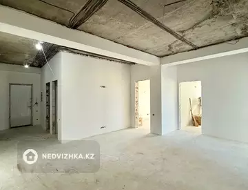 4-комнатная квартира, этаж 10 из 12, 112 м², миниатюра 8