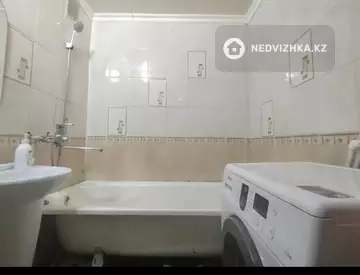 2-комнатная квартира, этаж 2 из 9, 50 м², миниатюра 1