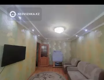 2-комнатная квартира, этаж 2 из 9, 50 м², миниатюра 2