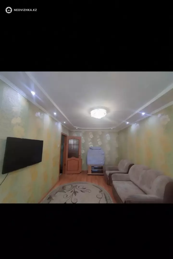 2-комнатная квартира, этаж 2 из 9, 50 м², фотография 2