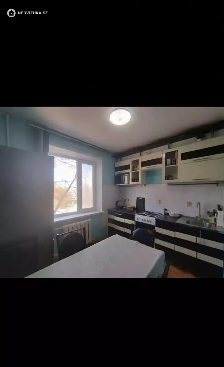2-комнатная квартира, этаж 2 из 9, 50 м², фотография 3
