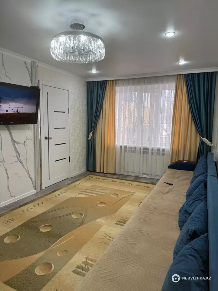 4-комнатная квартира, этаж 1 из 5, 58 м², 3-фотосурет