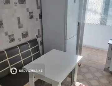 2-комнатная квартира, этаж 2 из 5, 57 м², На длительный срок, миниатюра 7