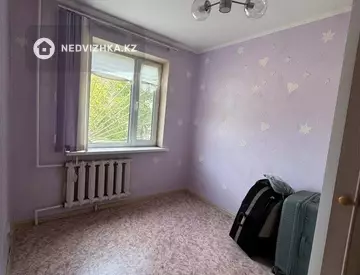4-комнатная квартира, этаж 1 из 5, 60 м², миниатюра 4