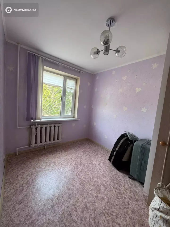4-комнатная квартира, этаж 1 из 5, 60 м², фотография 4