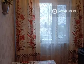 2-комнатная квартира, этаж 3 из 5, 51 м²