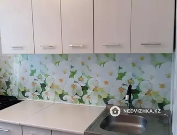 2-комнатная квартира, этаж 3 из 5, 51 м²