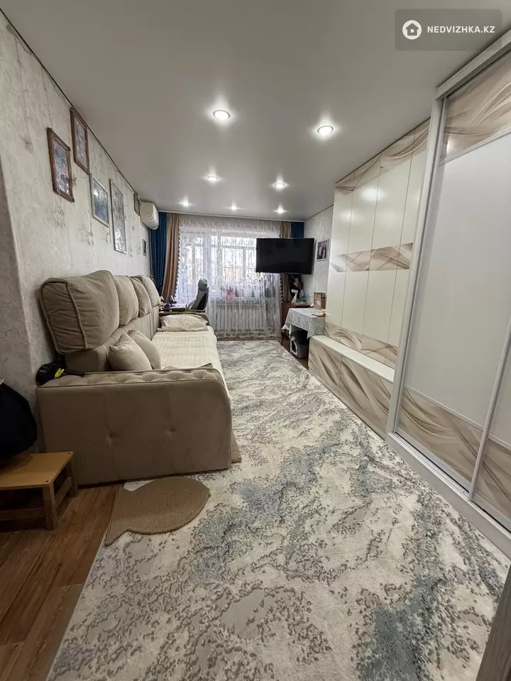 3-комнатная квартира, этаж 5 из 5, 60 м², фотография 3
