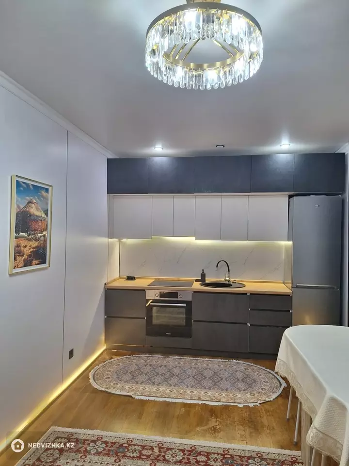 2-комнатная квартира, этаж 6 из 6, 37 м², фотография 4