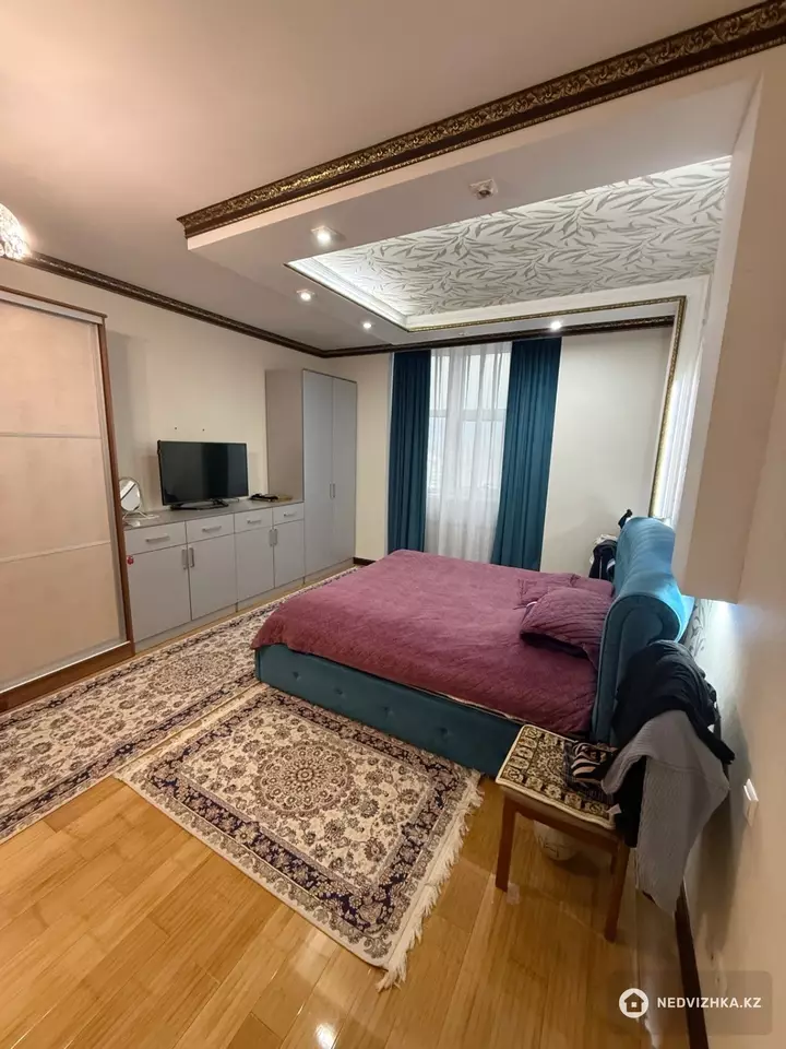 3-комнатная квартира, этаж 16 из 19, 127 м², фотография 3