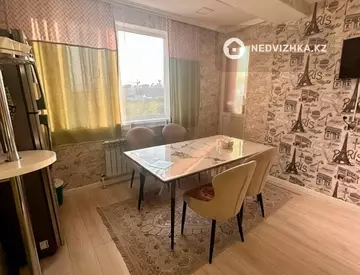 3-комнатная квартира, этаж 4 из 4, 90 м², миниатюра 2