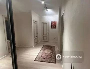 3-комнатная квартира, этаж 4 из 4, 90 м², миниатюра 4