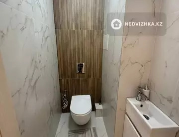 3-комнатная квартира, этаж 4 из 4, 90 м², миниатюра 7