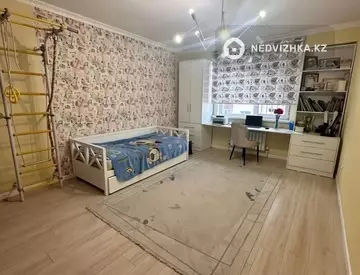 3-комнатная квартира, этаж 4 из 4, 90 м², миниатюра 9