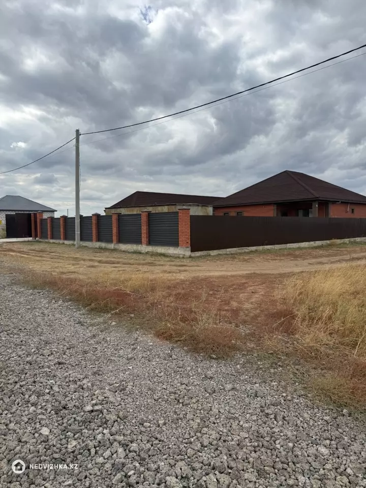 5-комнатная часть дома, 10 соток, 200 м², фотография 3