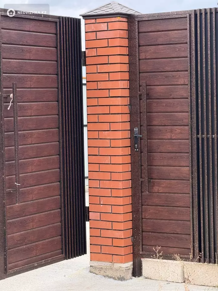 5-комнатная часть дома, 10 соток, 200 м², фотография 5