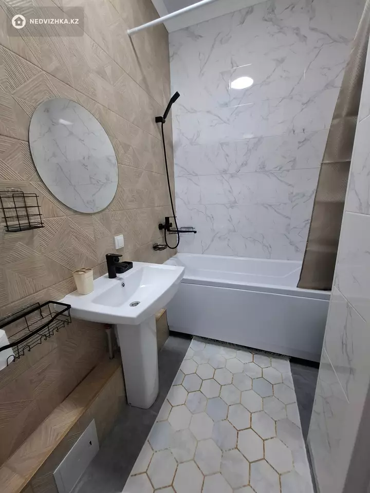 2-комнатная квартира, этаж 5 из 13, 40 м², На длительный срок, фотография 5