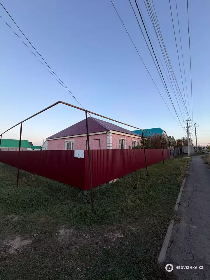 5-комнатный дом, 5 соток, 130 м², фотография 2