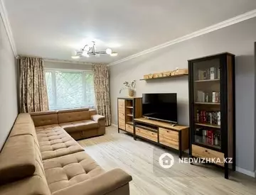 3-комнатная квартира, этаж 1 из 4, 58 м², миниатюра 1