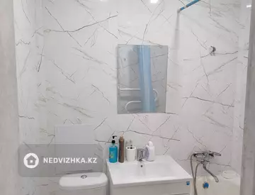 2-комнатная квартира, этаж 2 из 5, 50 м², Посуточно, миниатюра 5