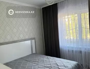 3-комнатная квартира, этаж 2 из 5, 64 м²