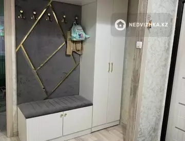 3-комнатная квартира, этаж 2 из 5, 64 м², миниатюра 6