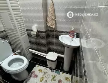 3-комнатная квартира, этаж 2 из 5, 64 м²