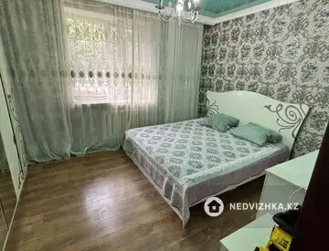 3-комнатная квартира, этаж 1 из 5, 95 м², миниатюра 1