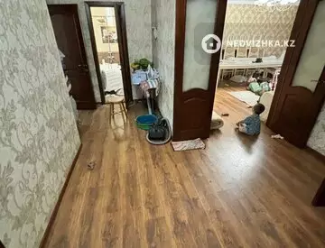 3-комнатная квартира, этаж 1 из 5, 95 м², миниатюра 6