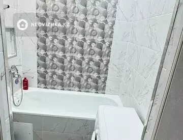 2-комнатная квартира, этаж 1 из 9, 58 м², Посуточно, миниатюра 6