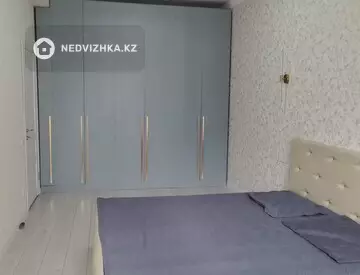 2-комнатная квартира, этаж 18 из 20, 65 м², На длительный срок