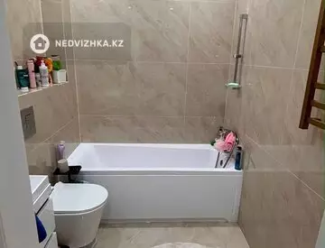 2-комнатная квартира, этаж 5 из 5, 72 м², миниатюра 6