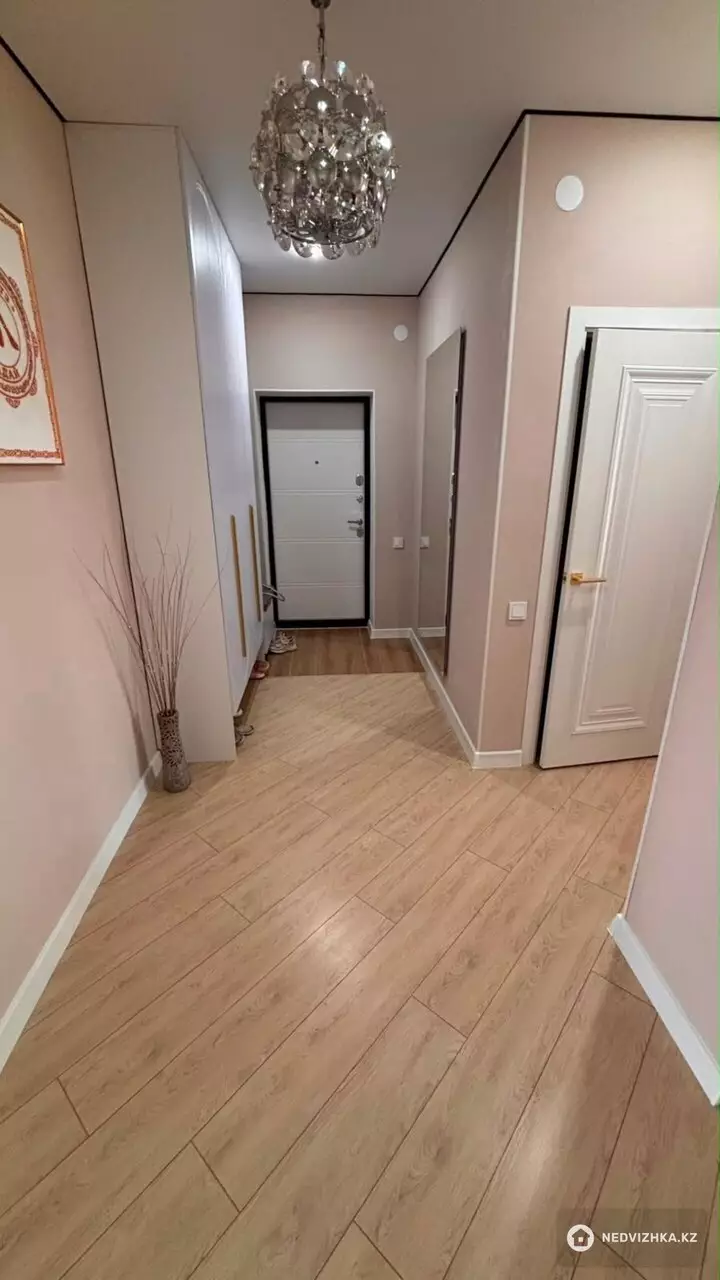 2-комнатная квартира, этаж 5 из 5, 72 м², фотография 3