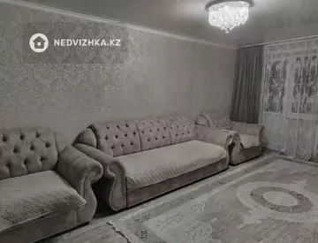2-комнатная квартира, этаж 3 из 5, 47 м², миниатюра 3