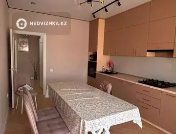 2-комнатная квартира, этаж 5 из 5, 72 м², миниатюра 4