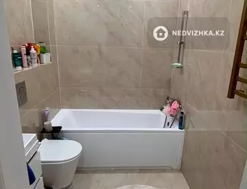 2-комнатная квартира, этаж 5 из 5, 72 м², миниатюра 5