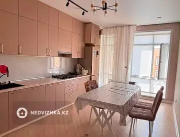 2-комнатная квартира, этаж 5 из 5, 72 м², миниатюра 7
