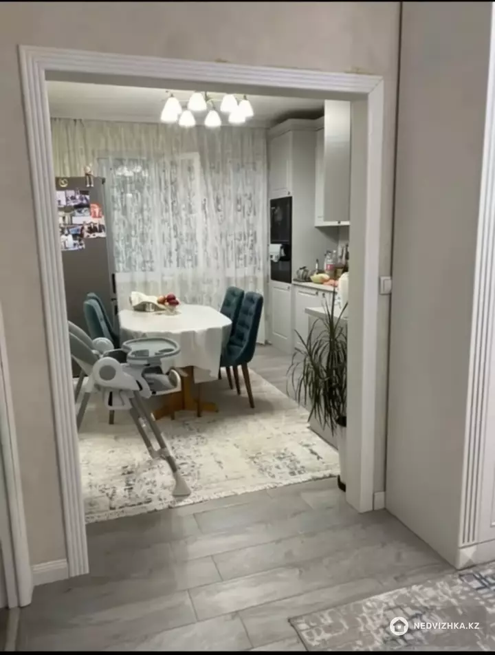 3-бөлмелі пәтер, қабат 7 барлық қабат саны 9, 75 м², 4-фотосурет