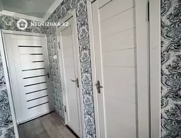 2-комнатная квартира, этаж 1 из 5, 42 м²