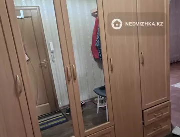 1-комнатная квартира, этаж 4 из 5, 45 м²