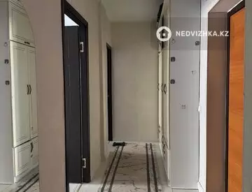 2-комнатная квартира, этаж 5 из 9, 57 м², миниатюра 1