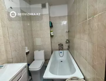 2-комнатная квартира, этаж 5 из 9, 57 м², миниатюра 11