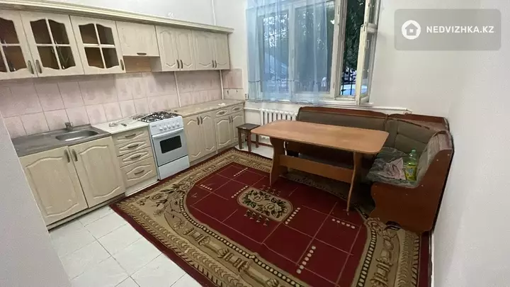 4-комнатная квартира, этаж 1 из 5, 110 м², фотография 4