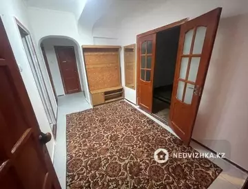 4-комнатная квартира, этаж 1 из 5, 110 м², миниатюра 6