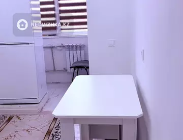 1-комнатная квартира, этаж 2 из 5, 38 м²