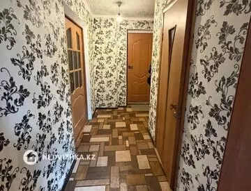 1-комнатная квартира, этаж 3 из 5, 39 м², миниатюра 4
