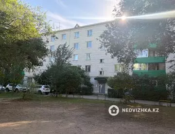 1-комнатная квартира, этаж 3 из 5, 39 м², миниатюра 1